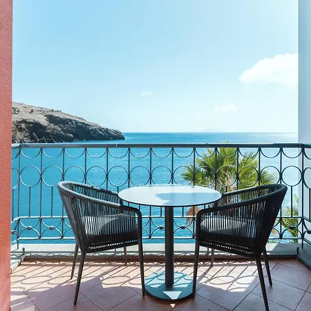 Hotel Dreams Madeira & Marina 5*