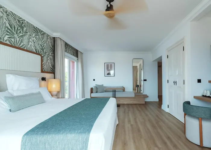 Dreams Madeira & Marina Otel