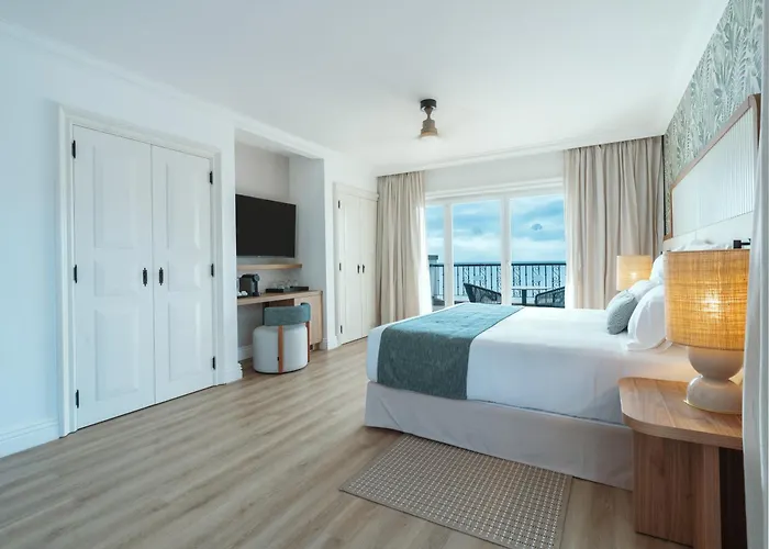 Dreams Madeira & Marina Otel 5*