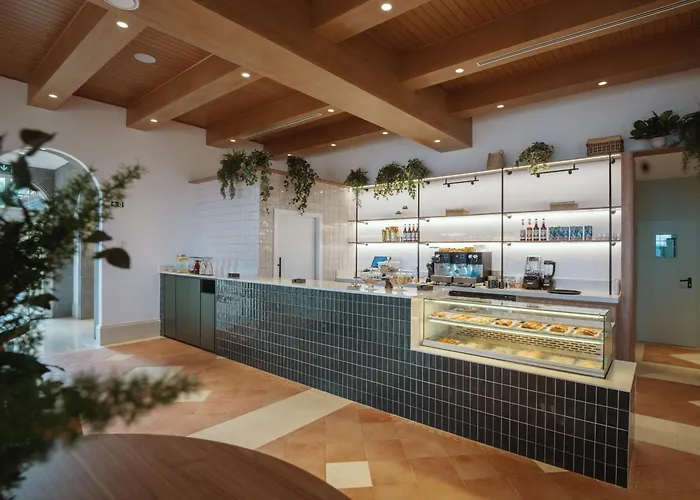 Dreams Madeira & Marina ホテル 5*