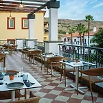 Dreams Madeira & Marina فندق كانيسال