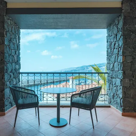 Dreams Madeira & Marina فندق كانيسال
