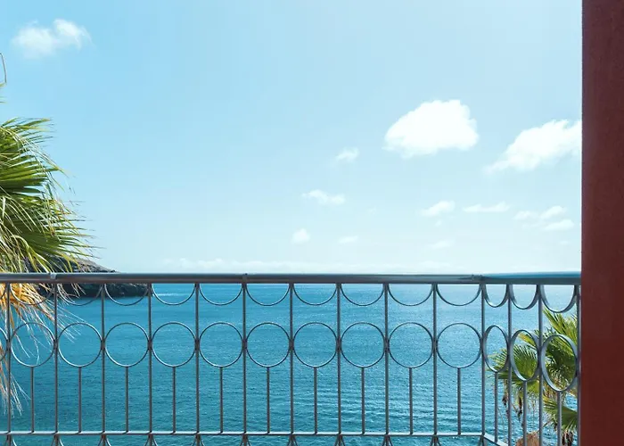 Dreams Madeira & Marina Hotel