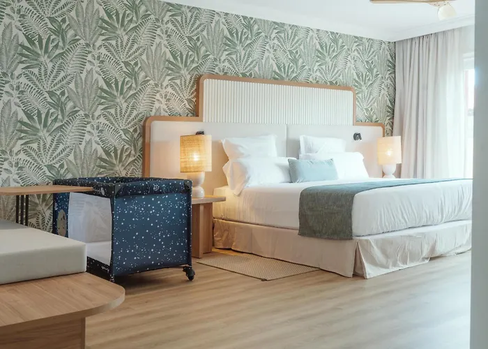 Hotel Dreams Madeira & Marina Canical (Madeira)